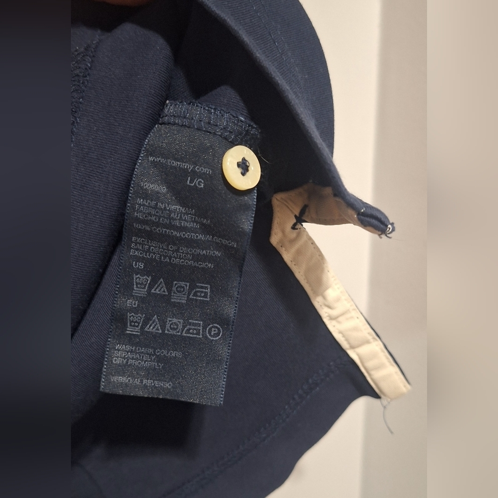 Tommy Hilfiger Lrg Men's Navy Polo Shirt - Picture 2 of 4